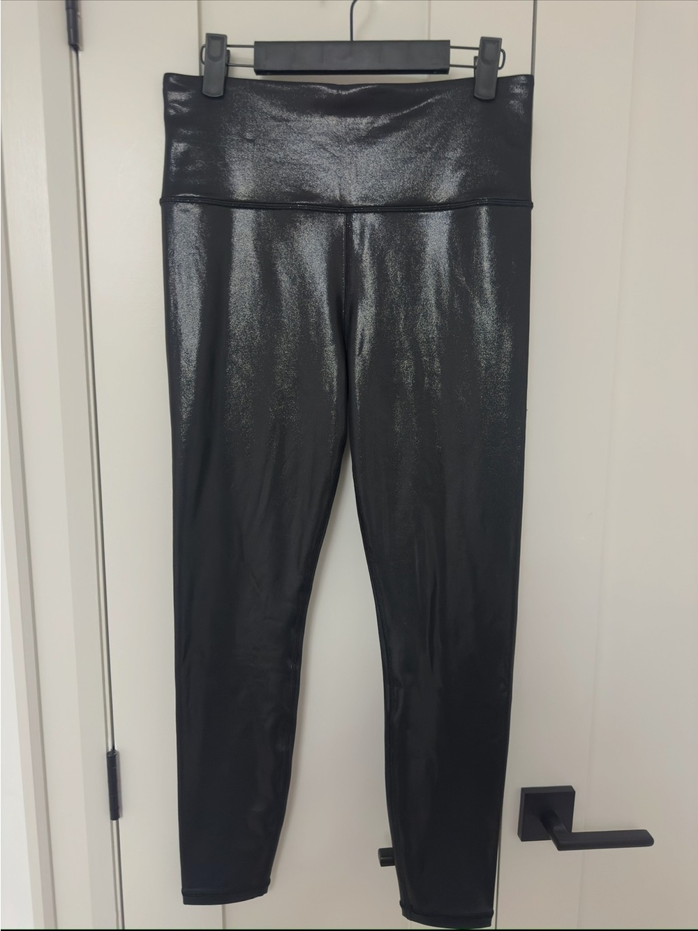 Athleta Black Elation Shine Tight Leggings